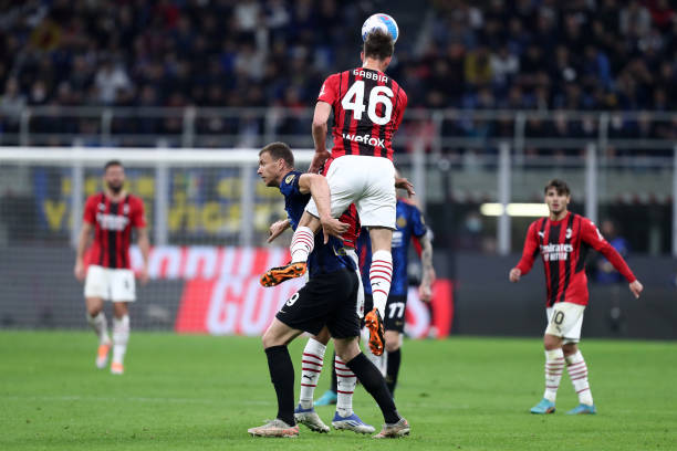 斯之间的 斯之间的