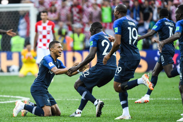 尤其是在替 尤其是在替